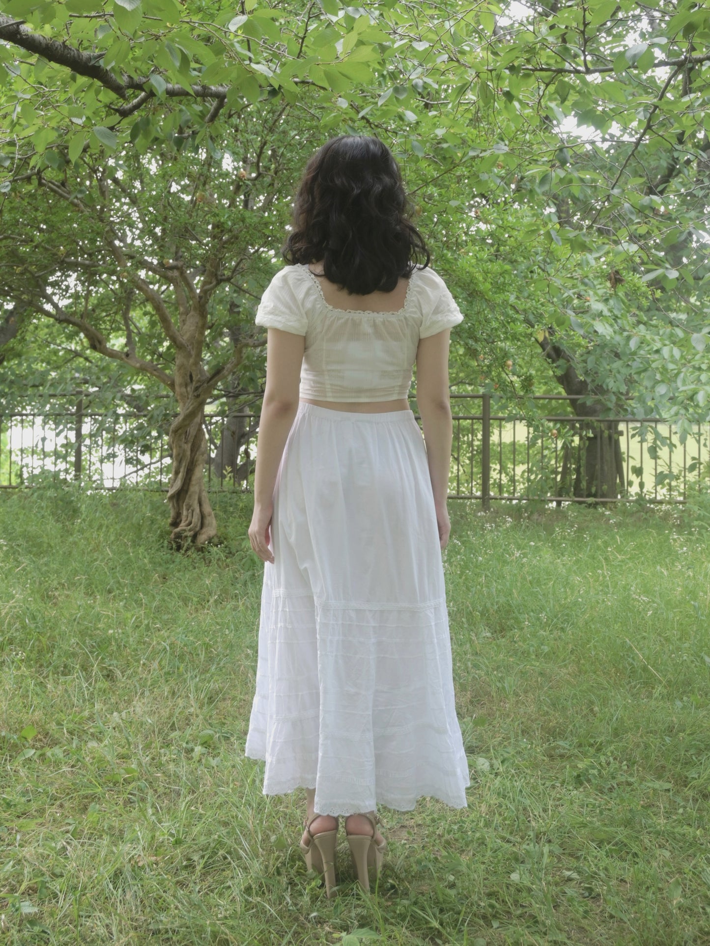 Alicia Cottage Top